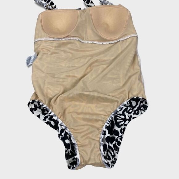 Lands' End Black & Ivory one-piece swimsuit size 10D - Picture 4 of 7